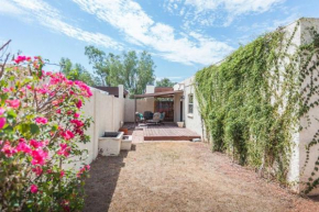 Private Patio-Cubbies Close By-Easy Freeway Access